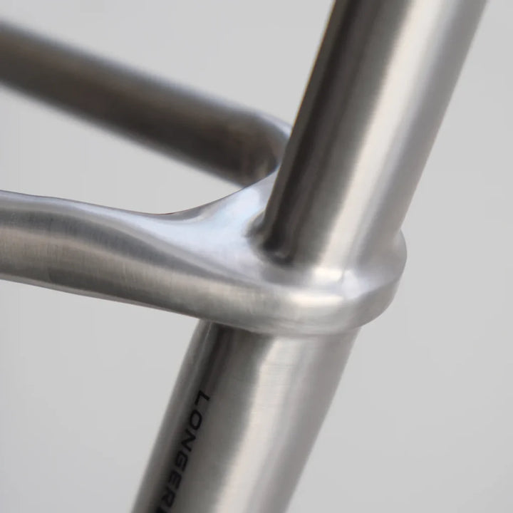 Chiru Aerix - Titanium Road