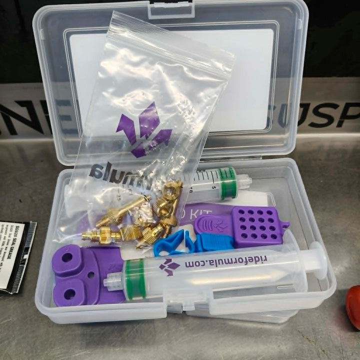 Formula Brake Bleed Kit - Mineral or DOT