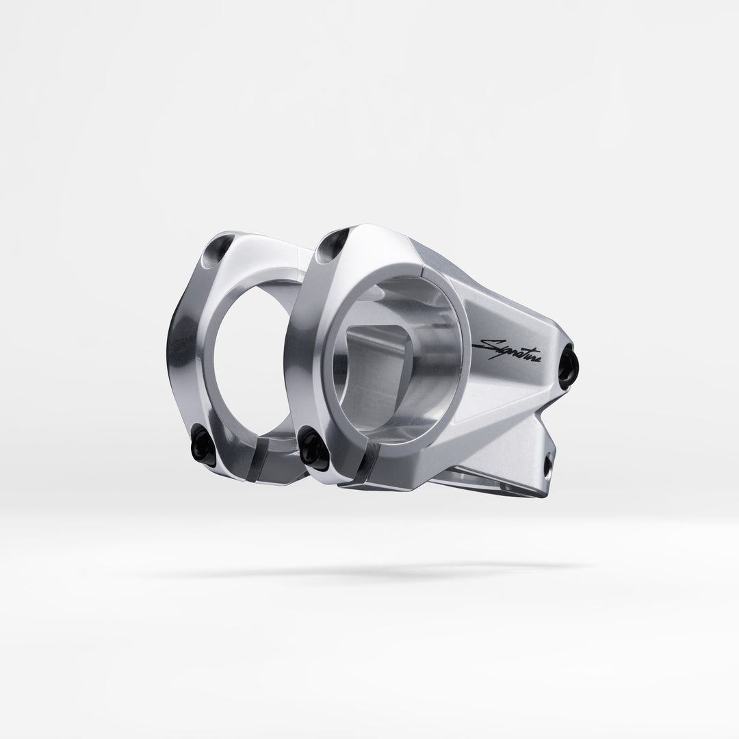 Signature Entra 35 Stem – Chrome – 42 three-quarter view CHROME