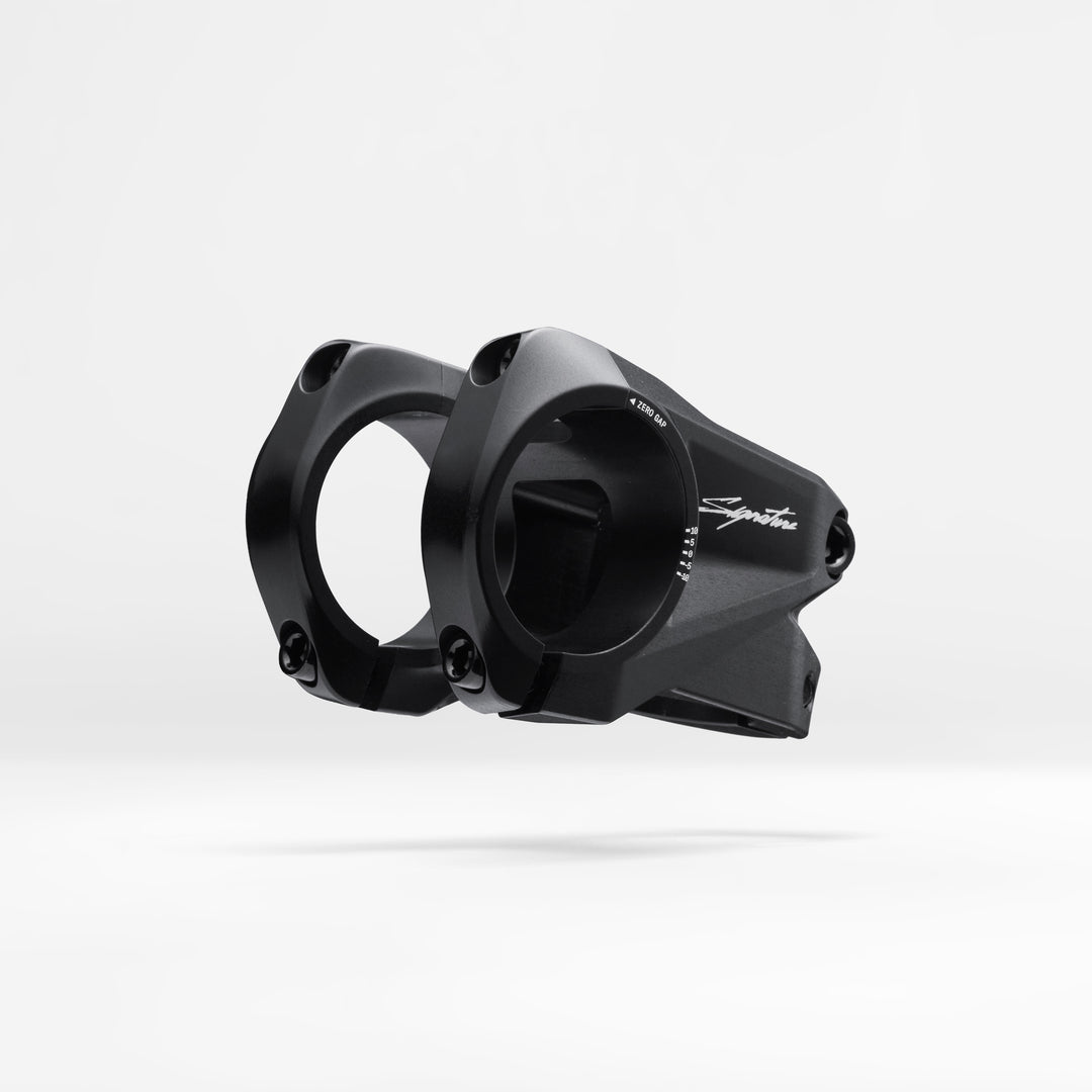 Signature Entra 35 Stem – Black – 42 three-quarter view BLACK